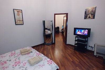 Two bedrooms. 25 V.Vasylkivska str.