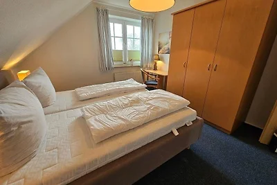 Ostseekoje im Haus zwischen den