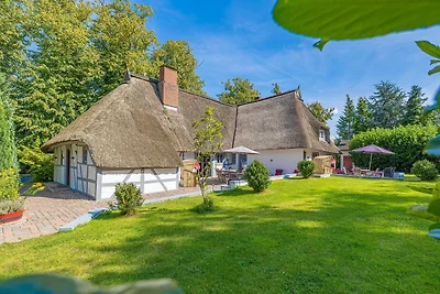 Weisse Reetdachkate Wohnung 2