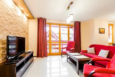 Sun&Snow Komuny Paryskiej -