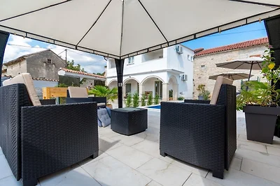 Villa mit schnellem WLAN in der