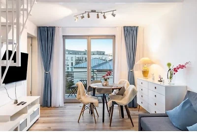 Nahe Airport Berlin Maisonette
