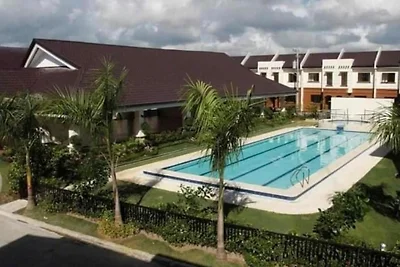 Komplettes Haus mit Poolnutzung