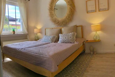 Sonniges Strandhaus am Haff mit