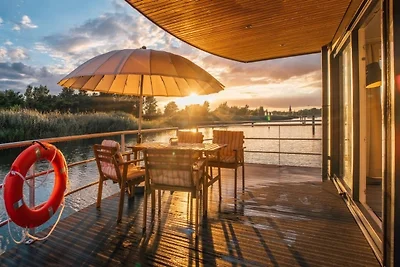Casa su barca Vacanza single Görlitz