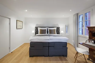 Apartment Suite