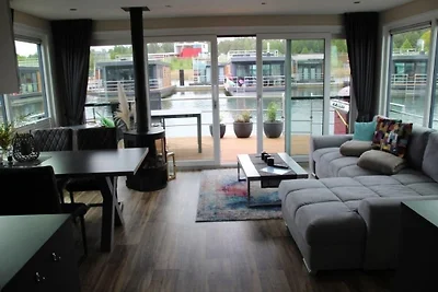 Casa su barca Vacanza single Görlitz