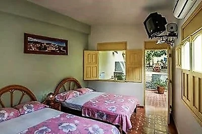 Hostal Dr. Alexis y Dra. Lisdey