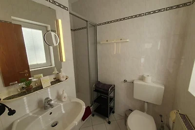 Ganzes Haus - alle 19 App. u. 2