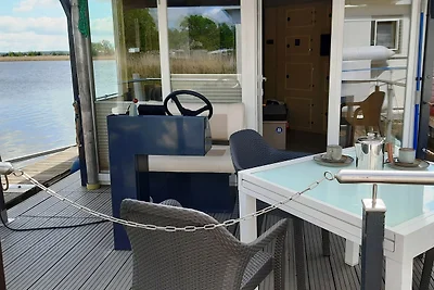 Traumhaus auf dem Wasser –