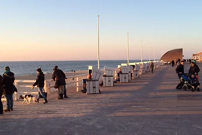 Nur 200 Meter zum Strand! Die