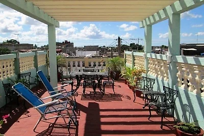 Hostal Dr. Claudio y Iliana
