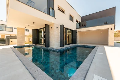Villa Weiss 2