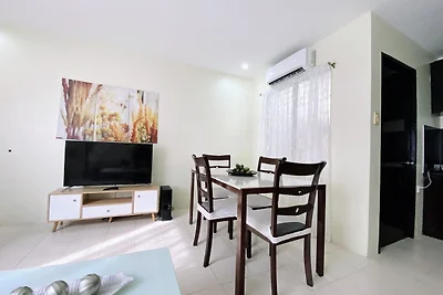 Komplettes Haus mit Poolnutzung