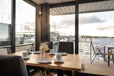 exclusives Hausboot "Oma Ella"