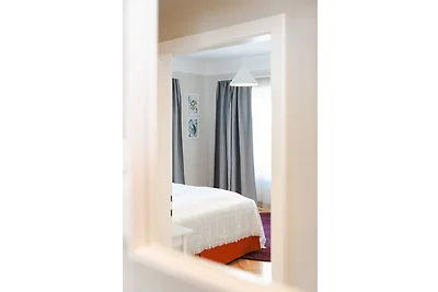 Orange Flat
