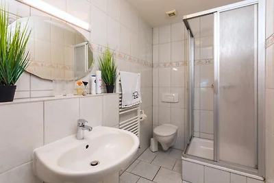 Lütow, Am Achterwasser 4 WG 1