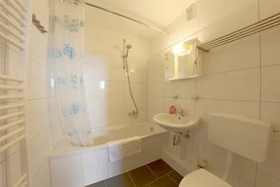 Apartment 470