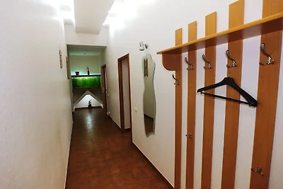 One bedroom. 5a Baseina str .