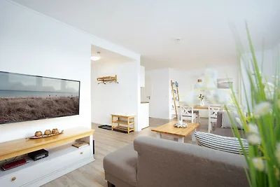 Memelstrasse 7 Buhne