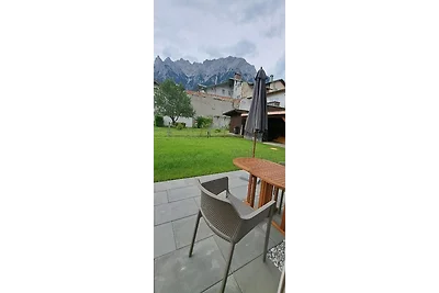 Adlerhaus, Gartenwohnung -410-