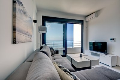 Sea Breeze Apartment