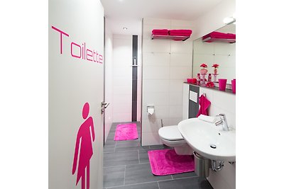 Schöne Souterrain-Keller-Wohnung