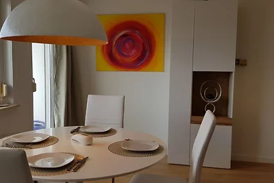 Drosselnest Moderne Design-Wohnung.