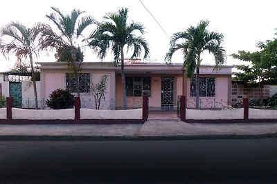 Hostal El Yoyi & Liuba Appartement