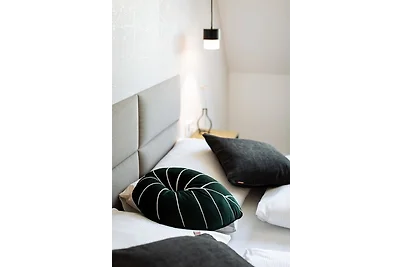 Fancy Apartment 01 - Urban Jungle