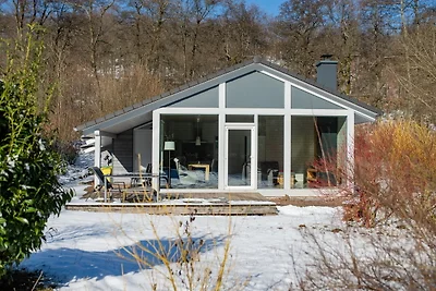 2 bis 4 Personen mit Infrarotsauna
