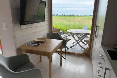 (102) Tiny House in erster Reihe