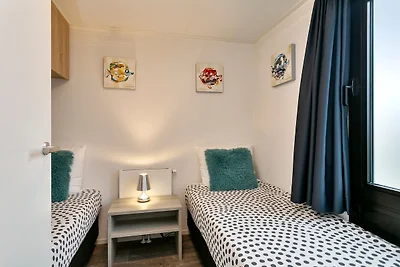 Excellent Cube mit Dachterrasse.