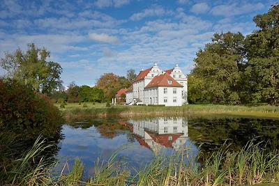 Herrenhaus Linker Seitenflügel I