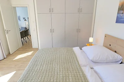 Sonnendeck No. 11 - Aurora Vista -