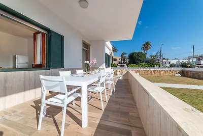 Villetta Pina 50 metri da spiaggia