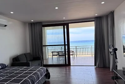 Buddy's Beach House Studio 2