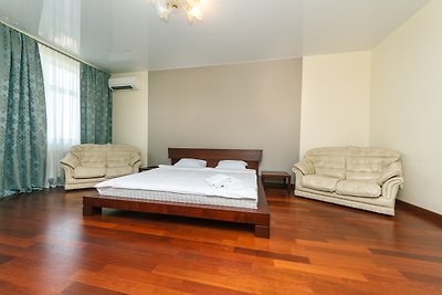 One bedroom. Luxury. 7a L.Ukrainky