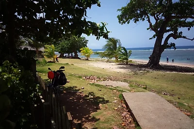 CASA EMILIANO. MANGLITO BEACH