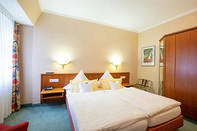 2 Raum Apartment kleiner Balkon