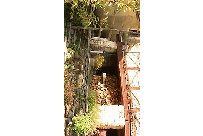 Casa di Luna, Case di Zali