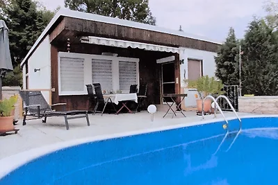 Idyllisches Ferienhaus mit Pool