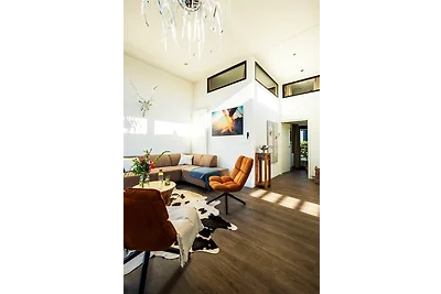 Elite Cube mit Dachterrasse.