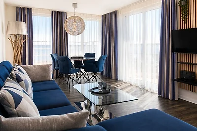 Apartment 35, "Captain's