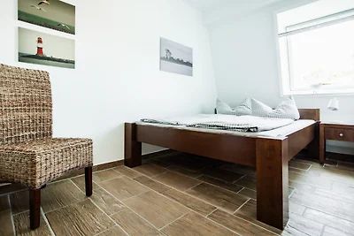 DER STÖRTEBEKER - "Apartment Born"