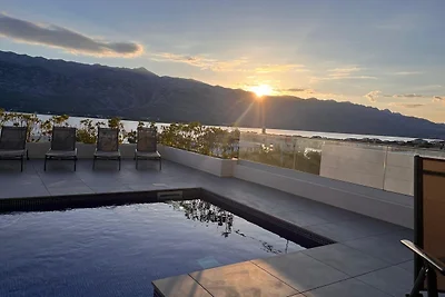 Luxury Sea & Mountain View Villa