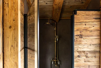 Tiny Chalet 2