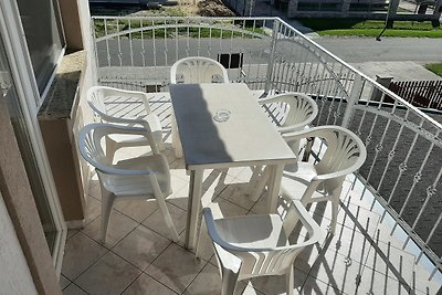 11 féröhelyes apartman