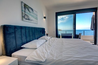 Sea Breeze Apartment