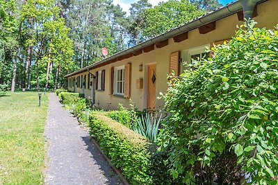 Familien-Suite-im-Wald-am-See